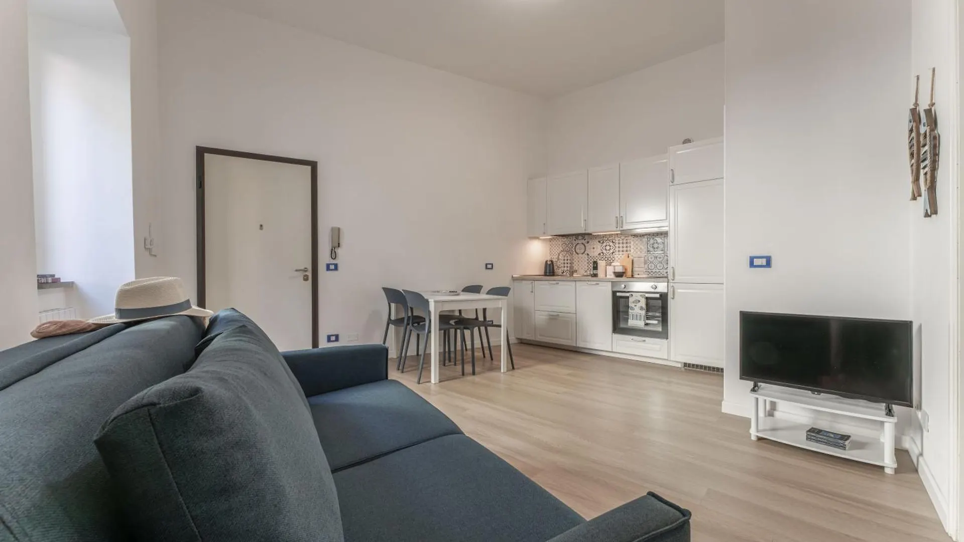 The Local Spot Apartman Livorno 0*,  Olaszország